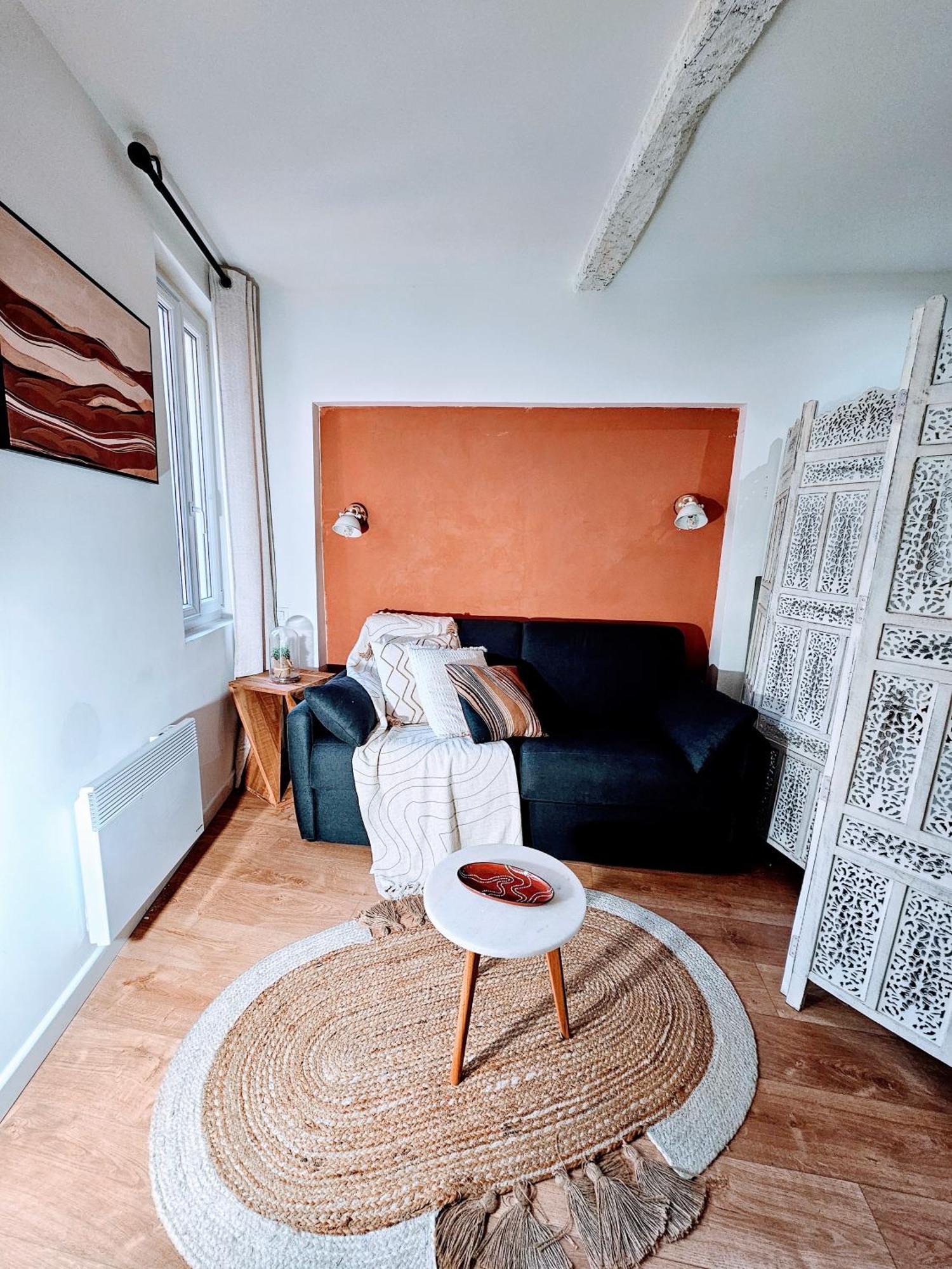Studio Aux Pieds Des Parfumeries Grasse Exterior photo