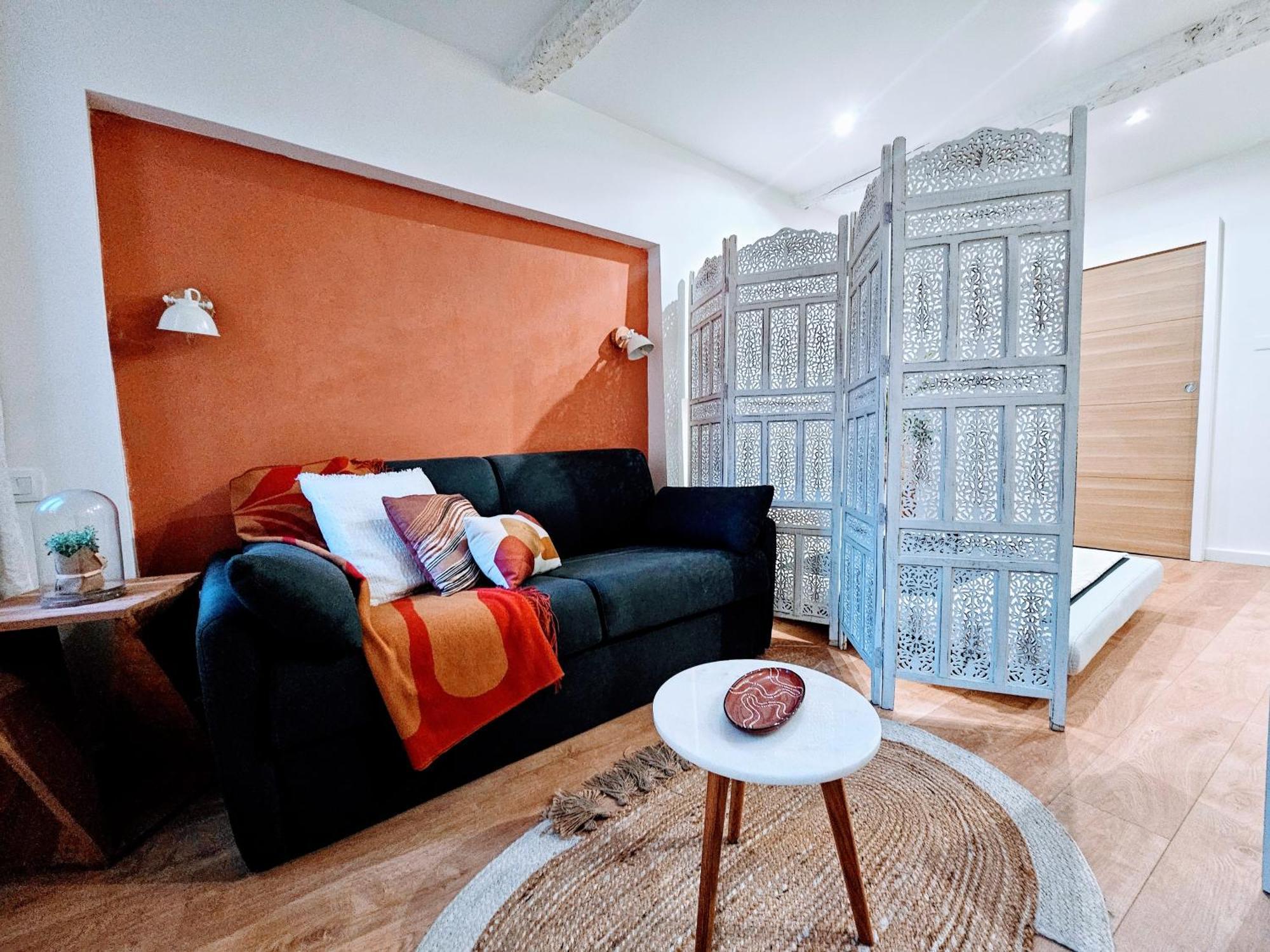 Studio Aux Pieds Des Parfumeries Grasse Exterior photo